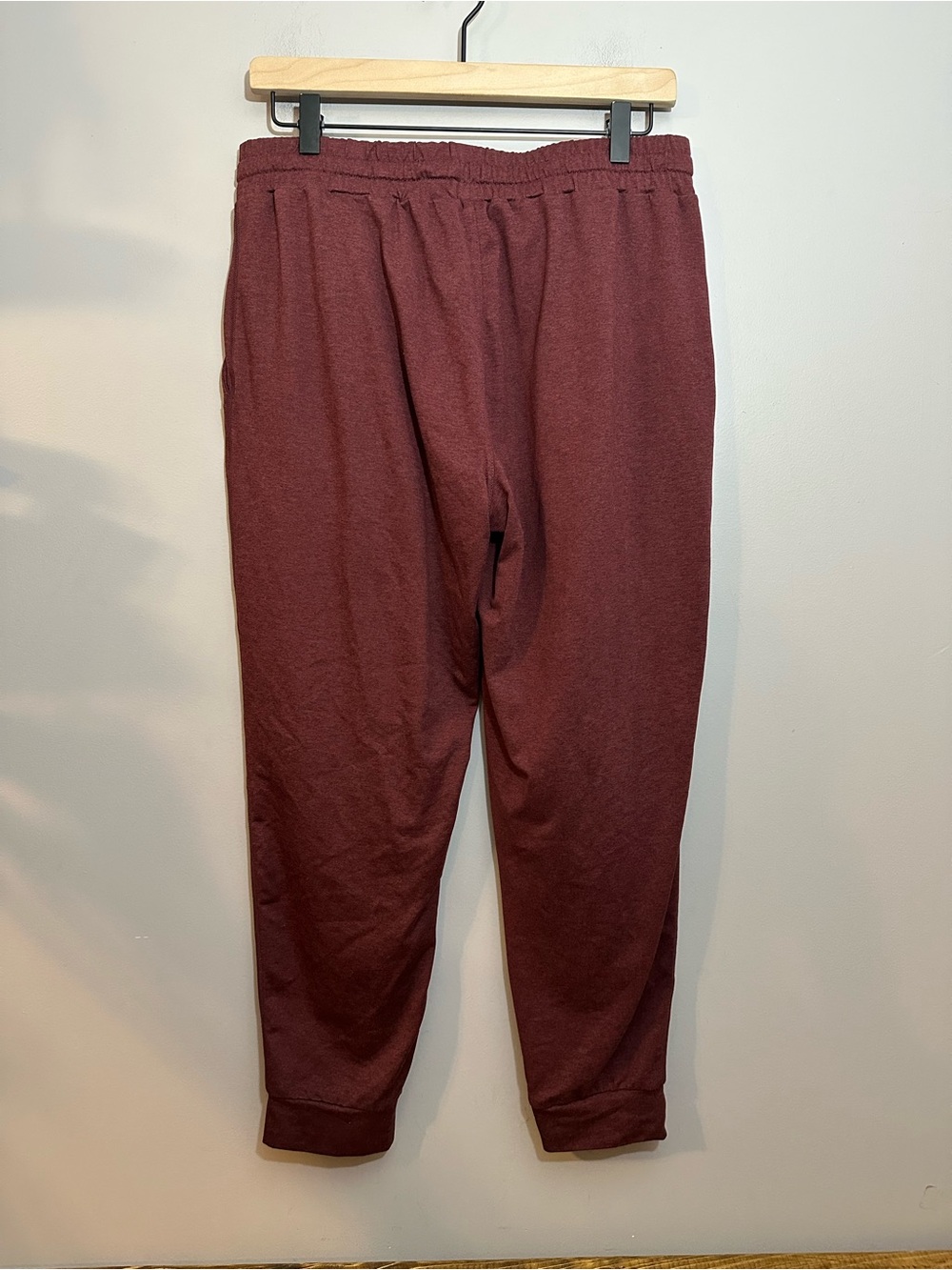 Quince Joggers Brick Red/Maroon Color, Size Medium - Picture 2 of 9
